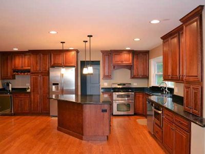 Custom Kitchen Cabinets Installation Service