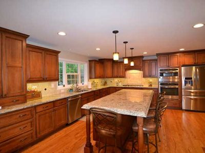 Kitchen Cabinetry & Countertops