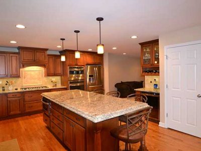 Kitchen Cabinetry & Countertops Installation