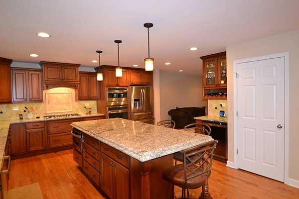 Kitchen Cabinetry & Countertops Installation