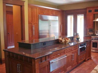 New Kitchen Custom Cabinetry & Countertops Installation Project